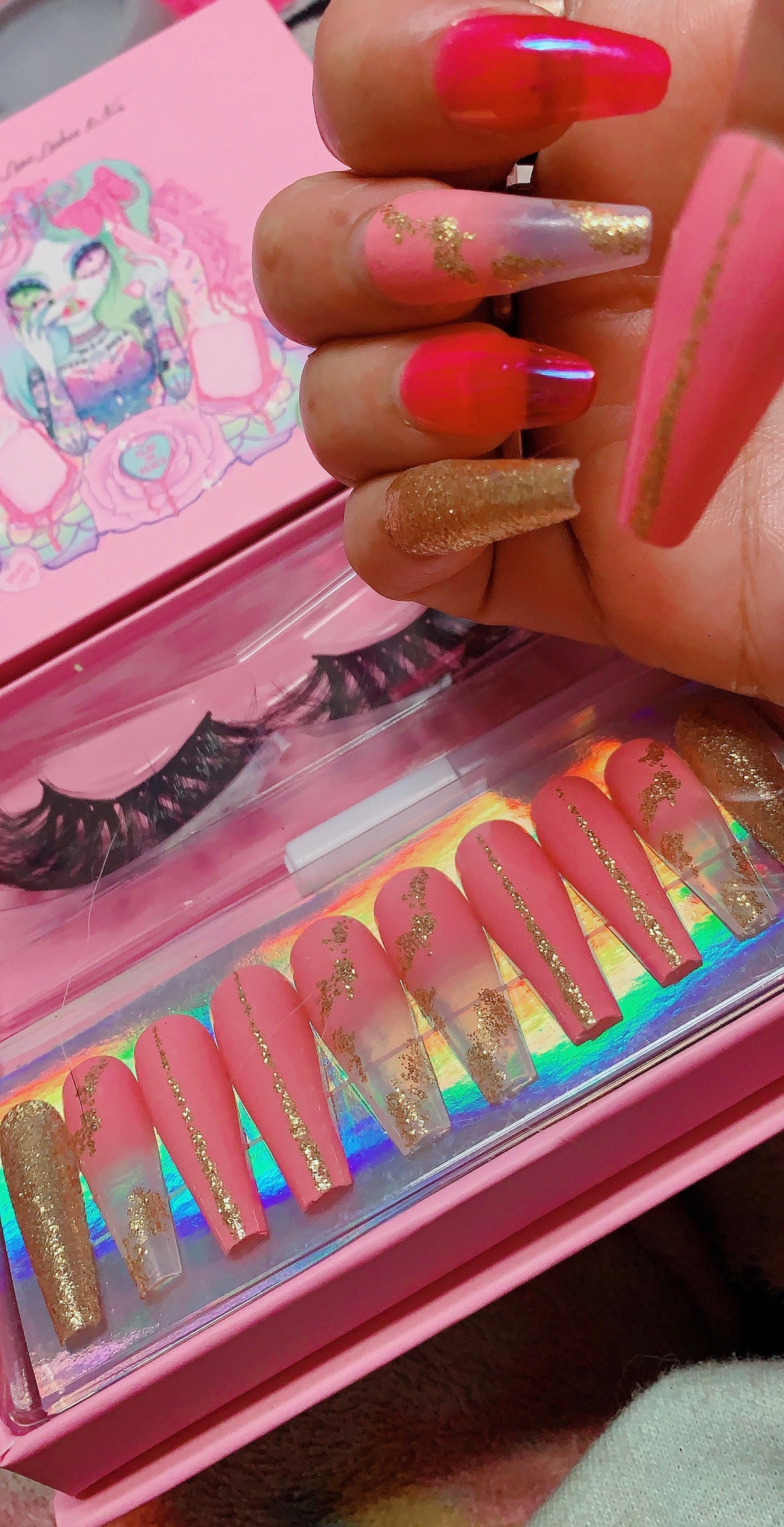 CUPCAKE CURRENCY 6D Xtra Thick N' Bold DreamDoll-Luxe Lash & Nail Set