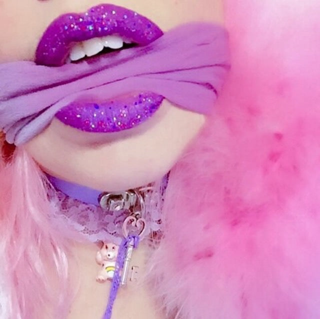  BI-POLAR BARBIE Glamdoll Glitter