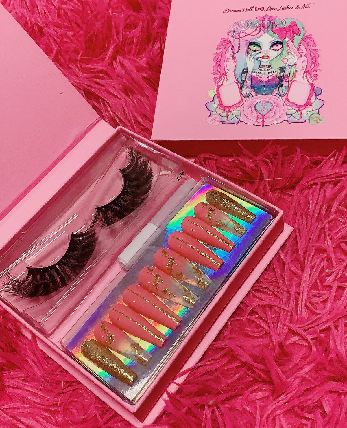  CUPCAKE CURRENCY 6D Xtra Thick N' Bold DreamDoll-Luxe Lash & Nail Set