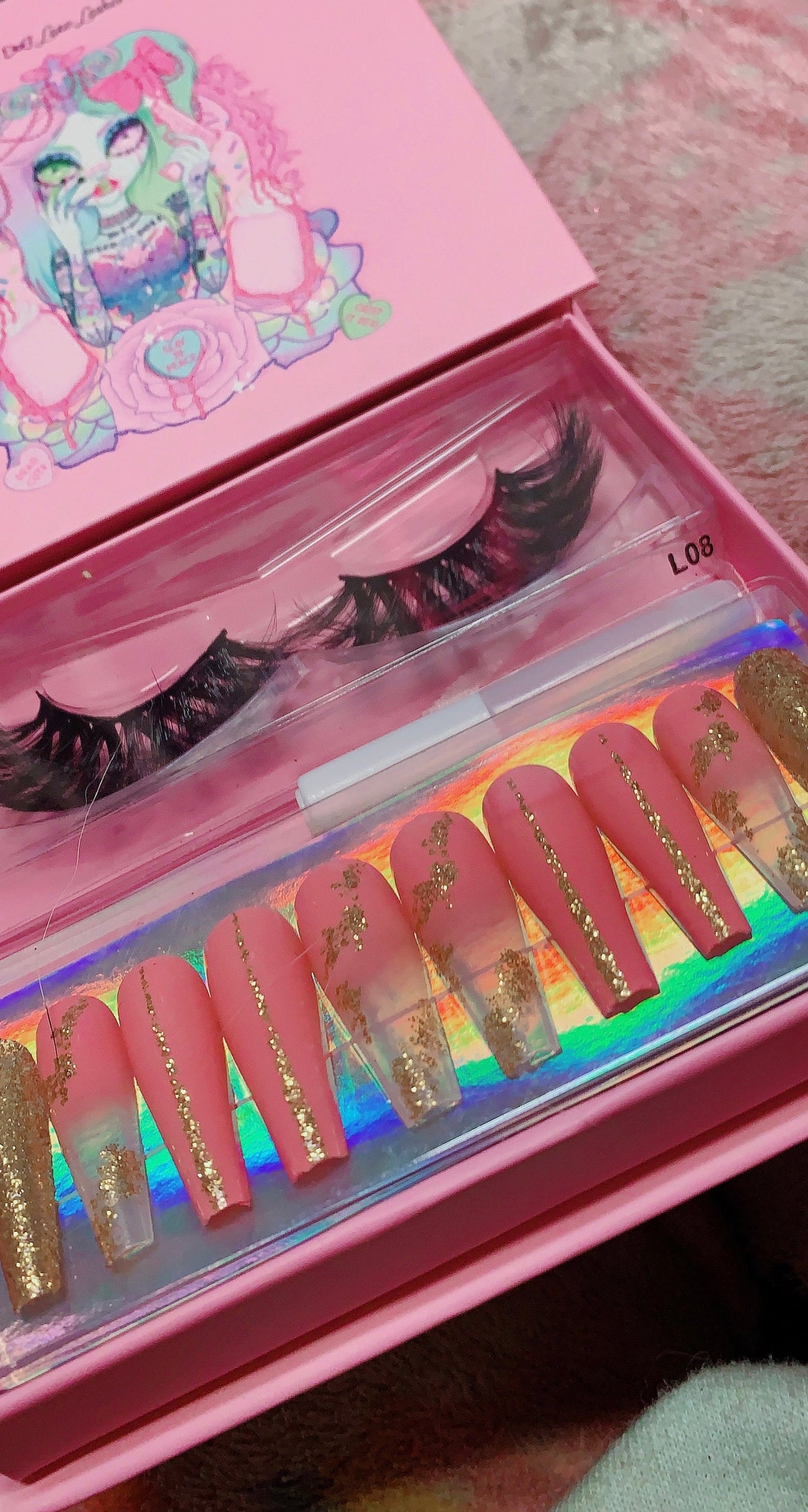  CUPCAKE CURRENCY 6D Xtra Thick N' Bold DreamDoll-Luxe Lash & Nail Set