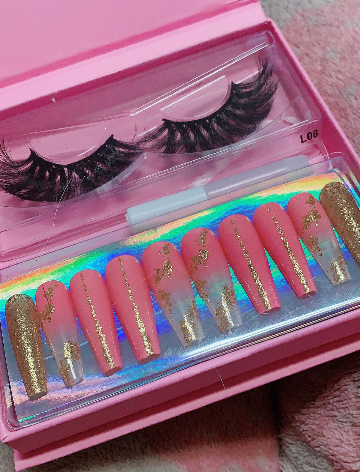  CUPCAKE CURRENCY 6D Xtra Thick N' Bold DreamDoll-Luxe Lash & Nail Set