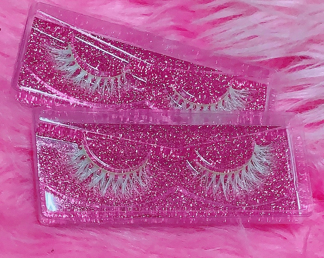  *PORCELAIN FROST* (White) DreamDoll COLOR Lashes!