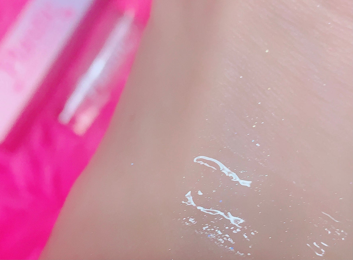 *UNRELATABLE* "PLASTIC" Explicitly SEXY Lip Gloss