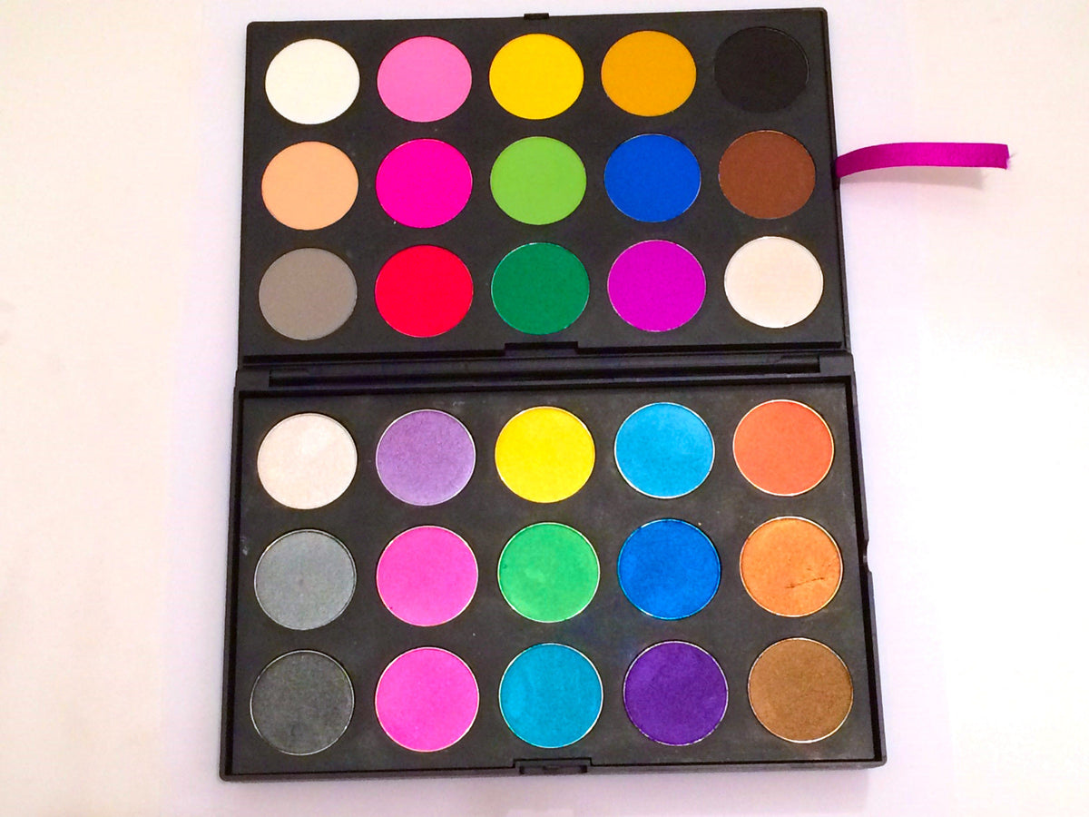  *HUGE DEAL!* UNICORN SUGAR SKULL (30 PC Matte/Shimmer Pressed Palette)
