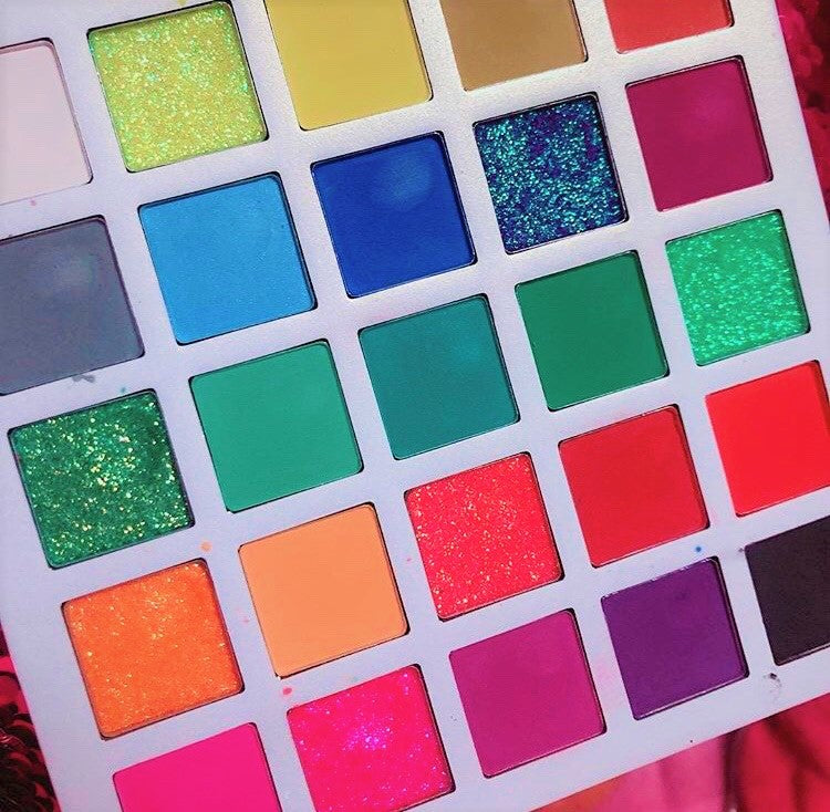  VITAMIN SEA Pressed Eyeshadow/Glitter Palette
