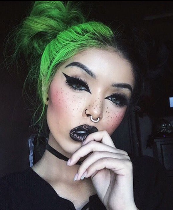  WICKED OBSESSION Glamdoll Glitter