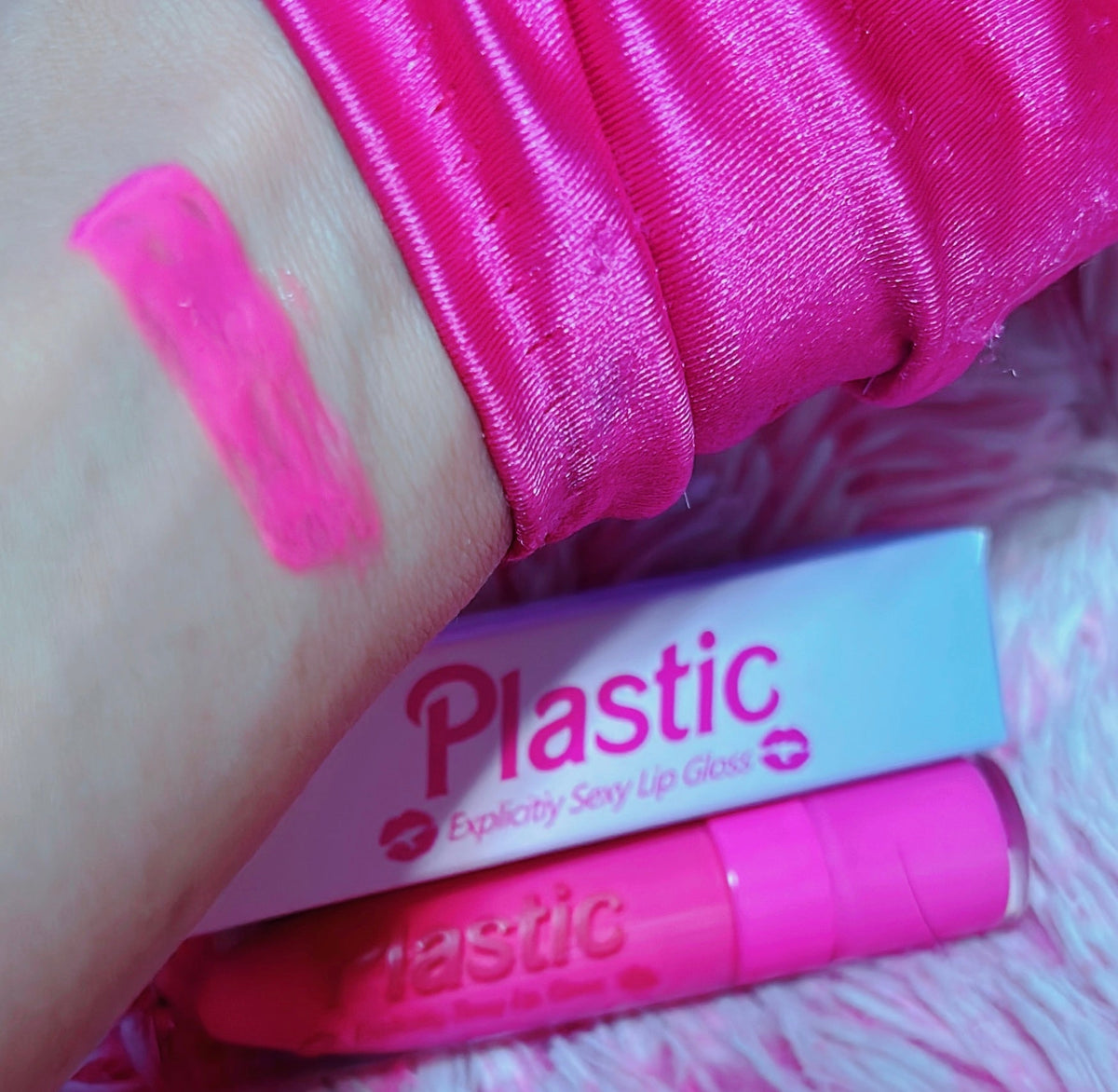  *BUBBLEGUM PUNCH* PLASTIC" EXPLICITLY SEXY LIP GLOSS