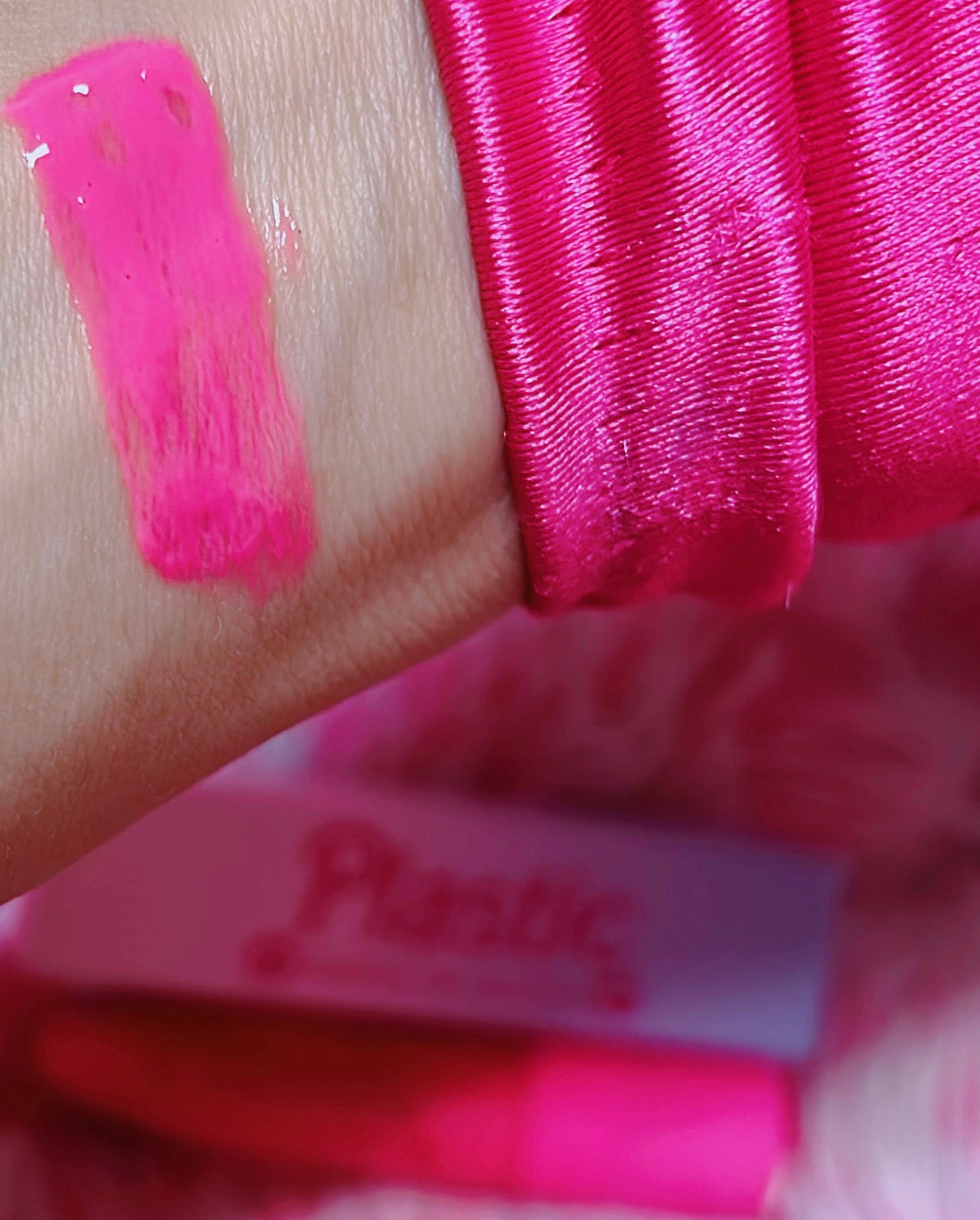  *BUBBLEGUM PUNCH* PLASTIC" EXPLICITLY SEXY LIP GLOSS