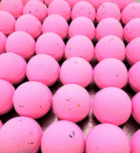 “STRAWBERRY SPRINKLES” Ice Cream *UNICORN BAKERIE* Bath Bomb